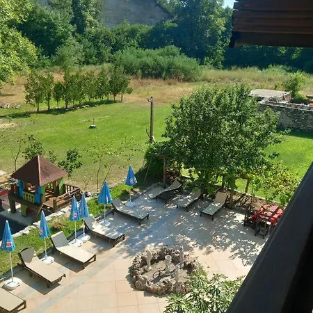 парк - макензен Melnik (Blagoevgrad)
