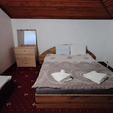 парк - макензен Melnik (Blagoevgrad)