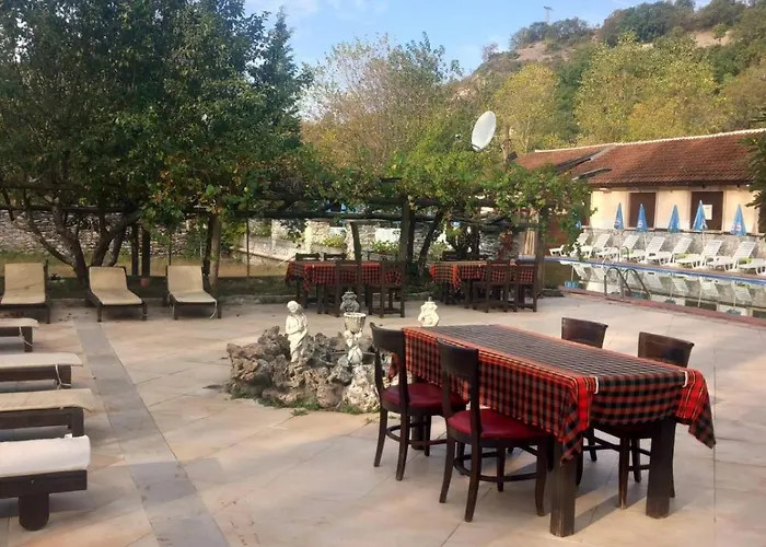 парк - макензен 3* Melnik (Blagoevgrad)