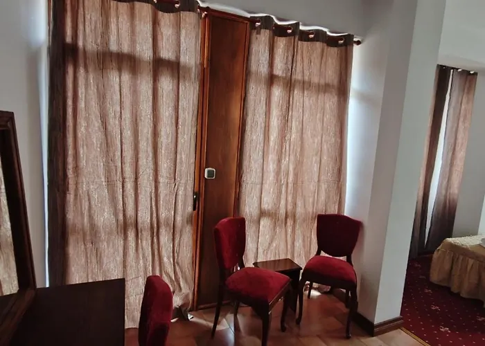 парк - макензен 3* Melnik (Blagoevgrad)