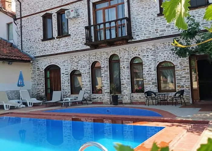 Hotel парк - макензен 3*