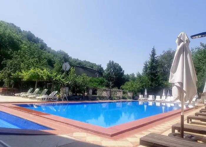 парк - макензен Hotel Melnik (Blagoevgrad)